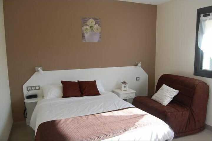 Room 6 of 61