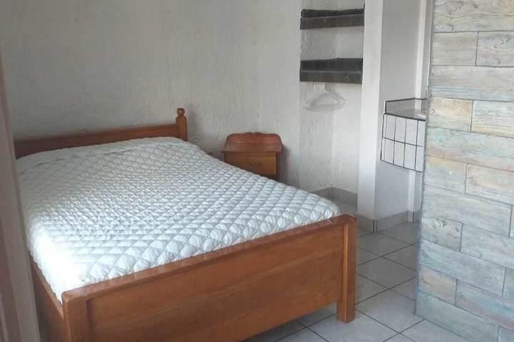 Room 5 of 64