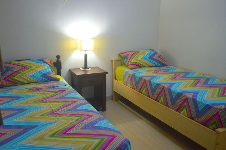 Room 17 of 65
