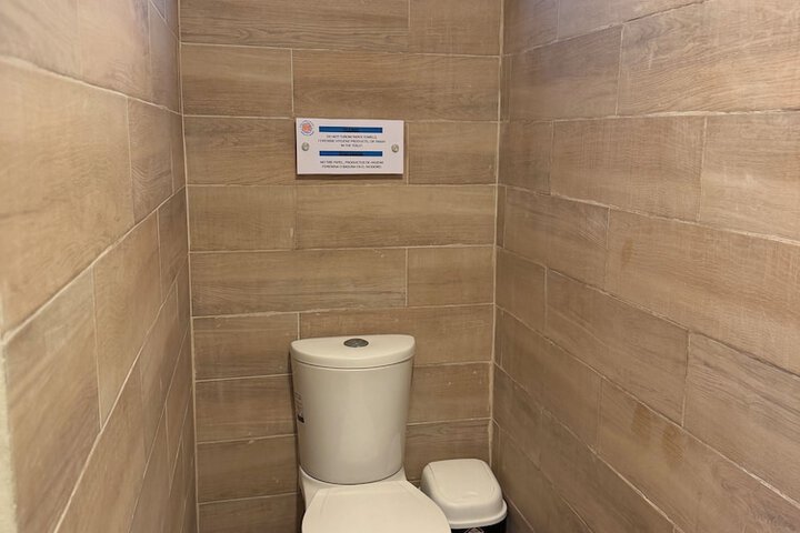 Room 101 of 119
