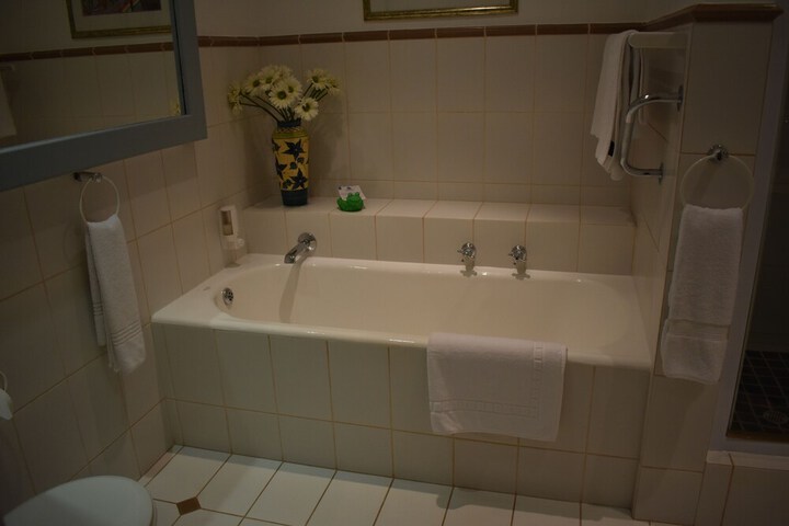 Room 42 of 67