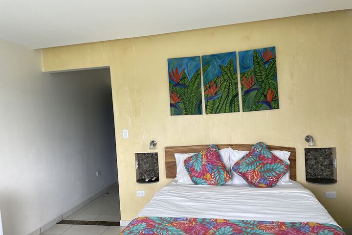 Room 38 of 107