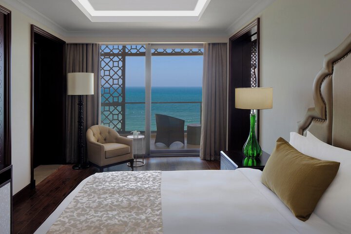 Room 25 of 131
