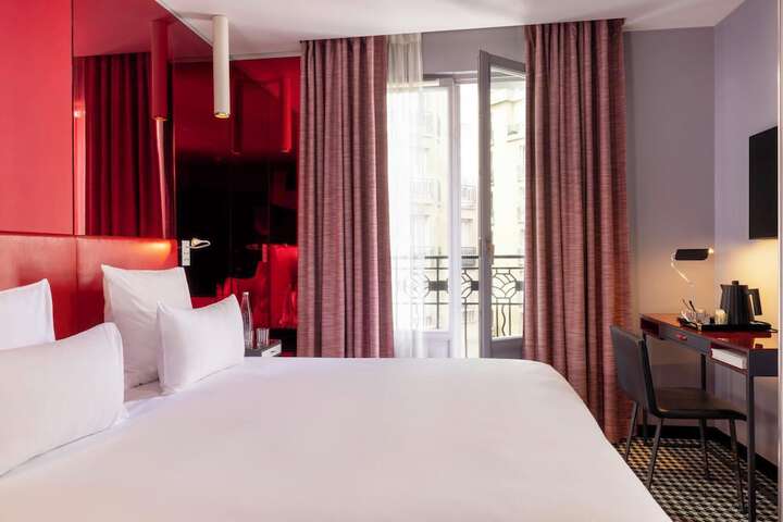 Room 10 of 52