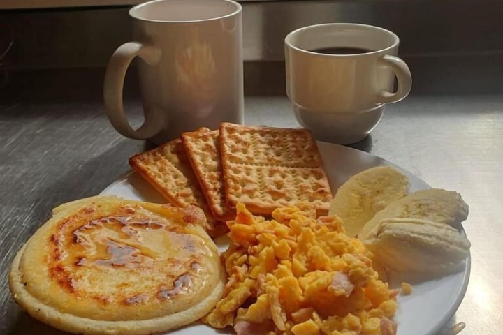 Breakfast/Coffee Service 12 of 14