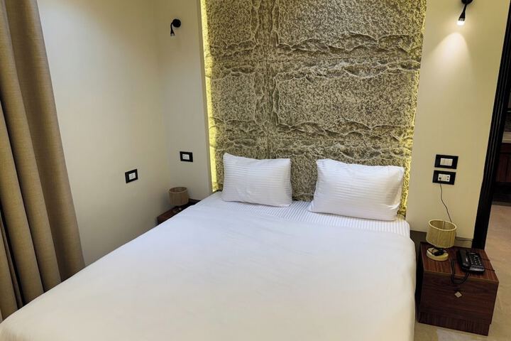 Room 61 of 110