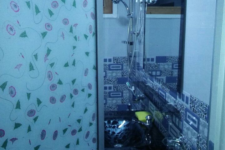 Room 15 of 25