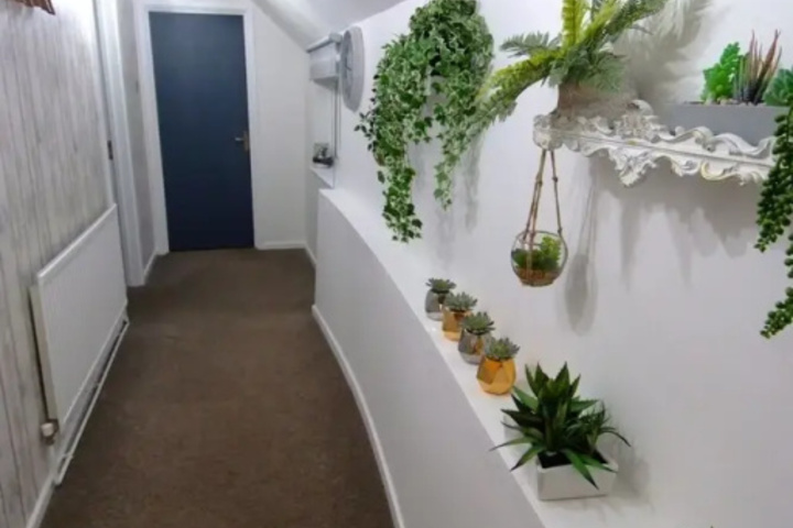 Room 12 of 15