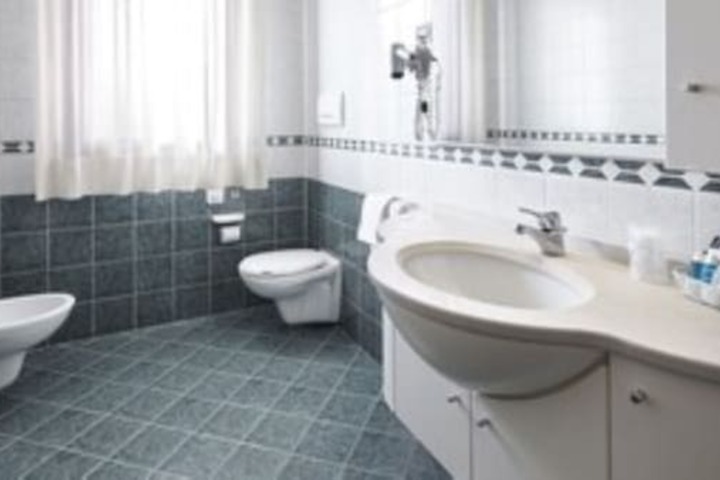 Bathroom Interior Photo
