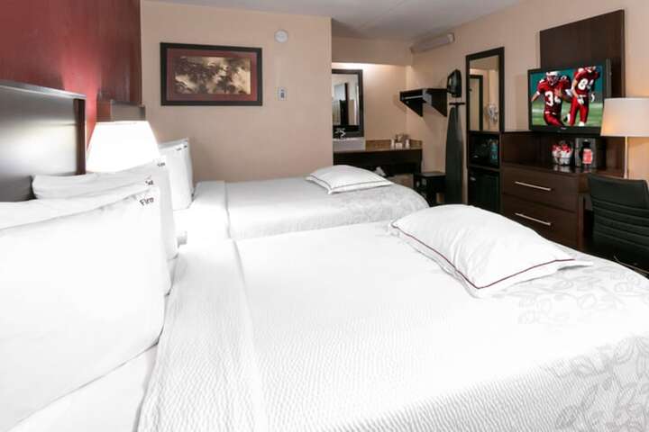 Deluxe 2 Double Beds (6 of 12)