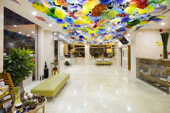 Hotel Interior 4 of 110