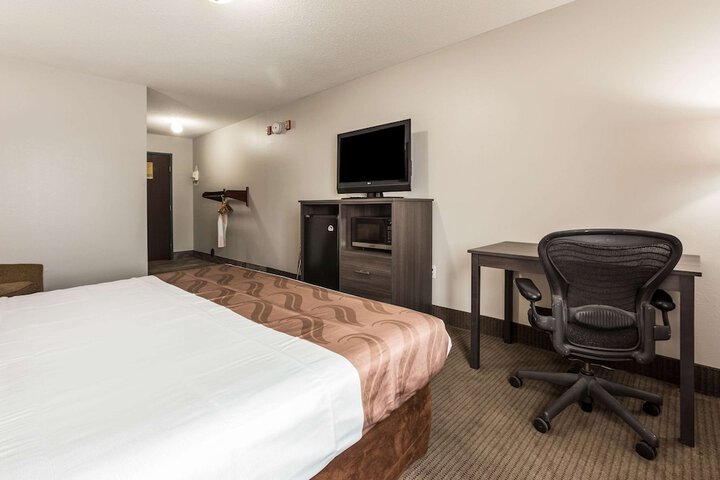 1 King Bed Mobility Accessible (10 of 26)