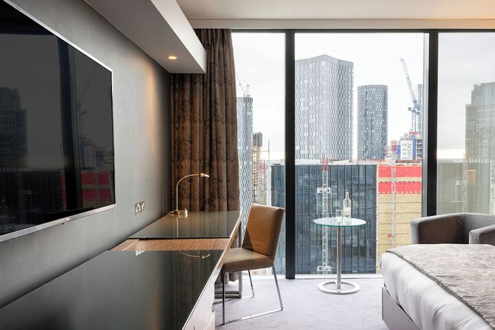 Room 50 of 260