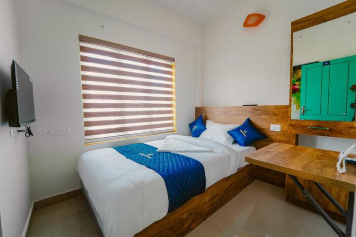 Breeza Homes