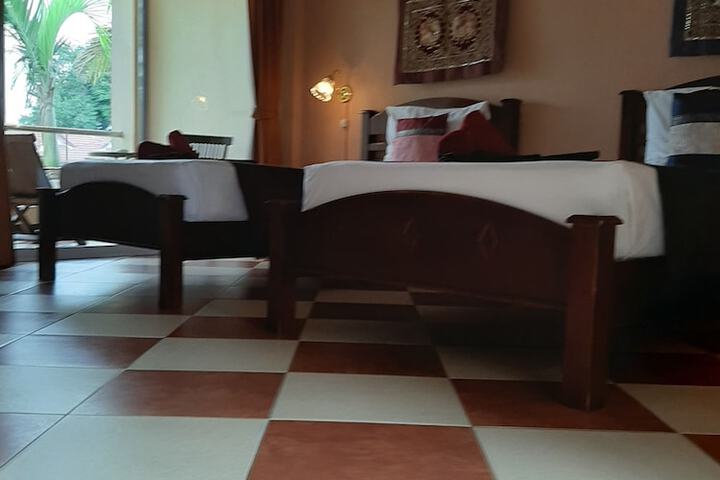 Room 18 of 68