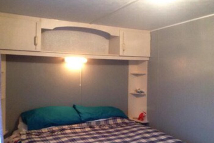 Room 16 of 36