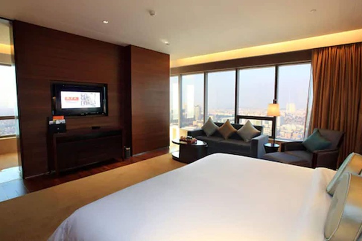 Room 8 of 53