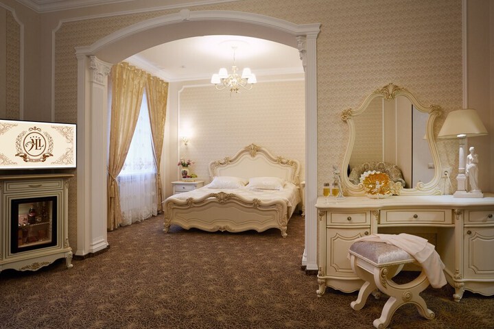 Room 14 of 46