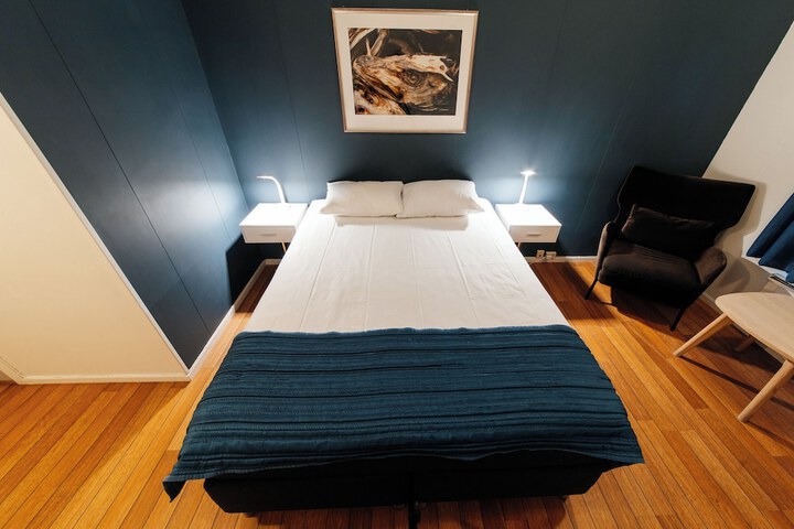 Room 45 of 199