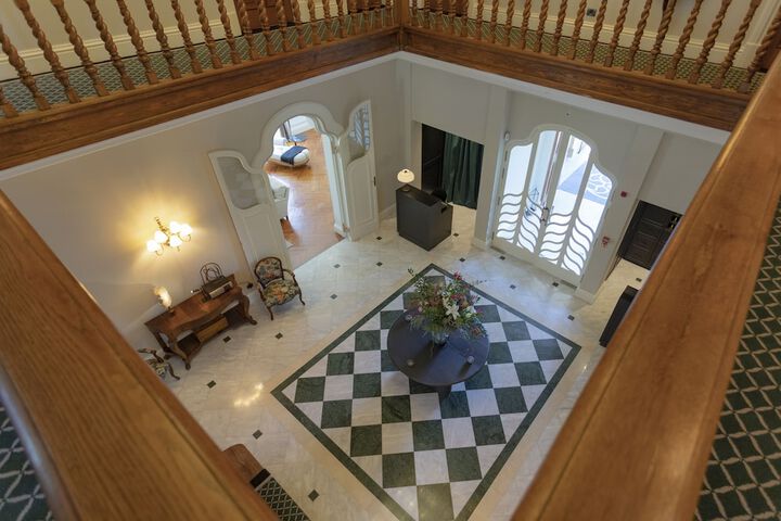 Hotel Lobby