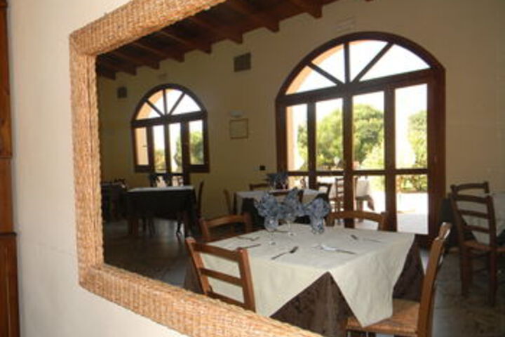 Dining 79 of 88