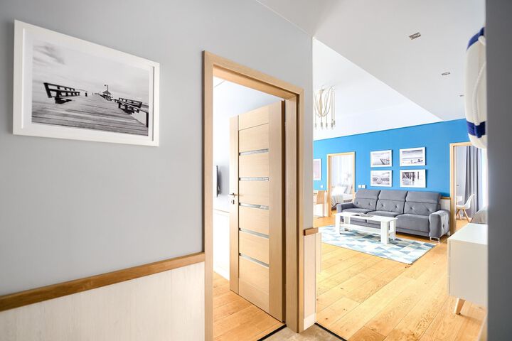 Room 155 of 272