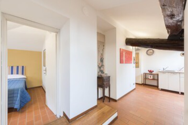 Room 14 of 21