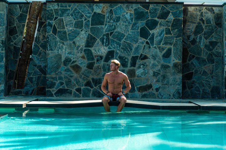 Pool 54 of 95