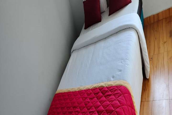 Room 5 of 21