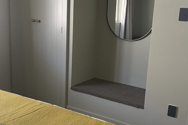 Room 33 of 81