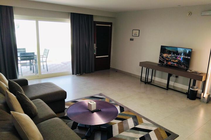 Room 16 of 101