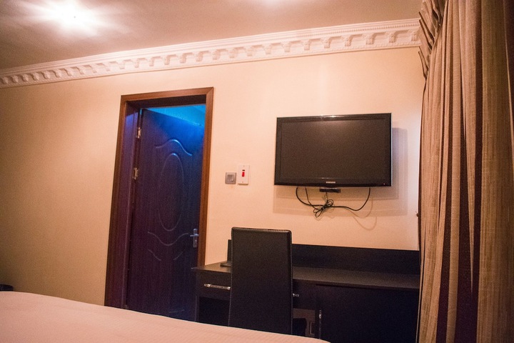 Room 13 of 57