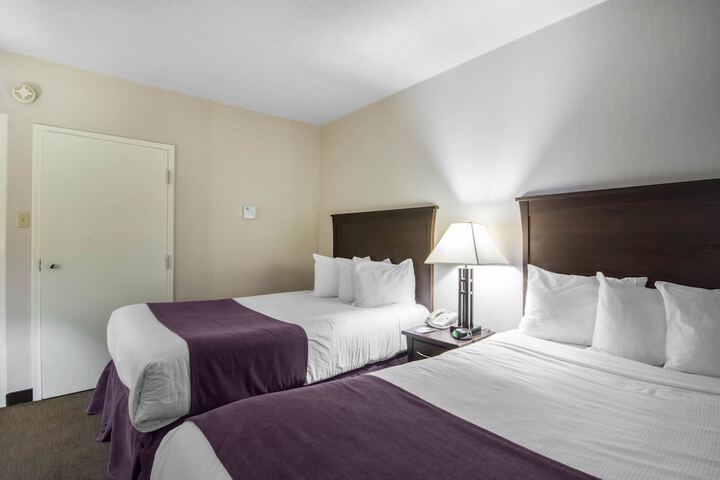 Room 19 of 36