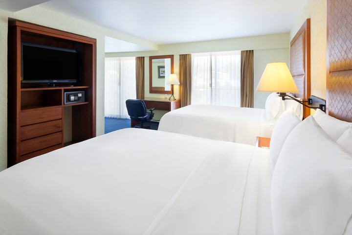 Room 4 of 24