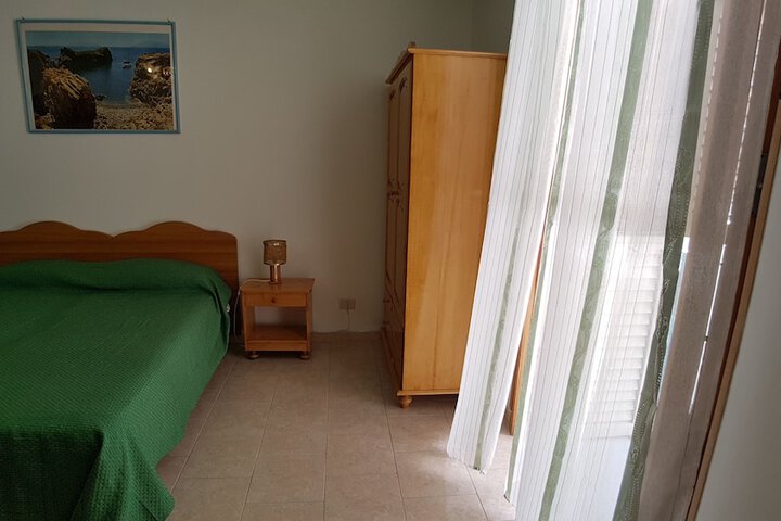 Room 51 of 107