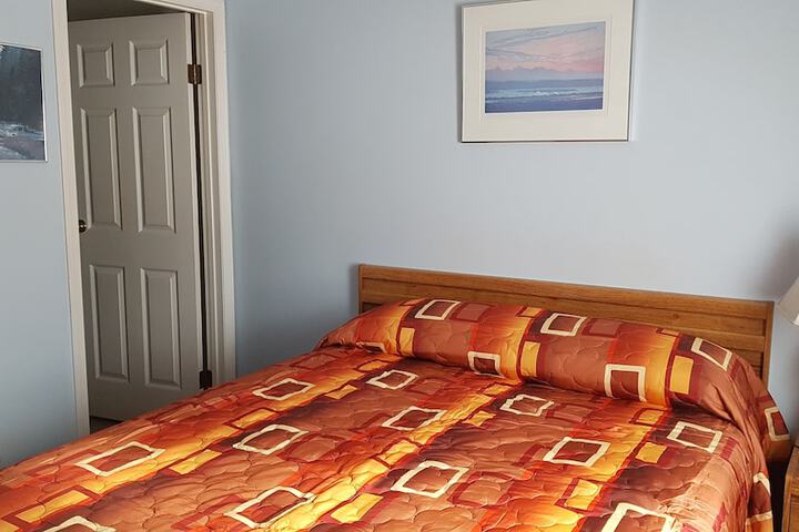 Room 10 of 33