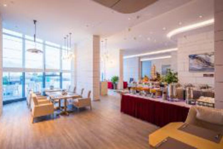 AIHM International Hotel