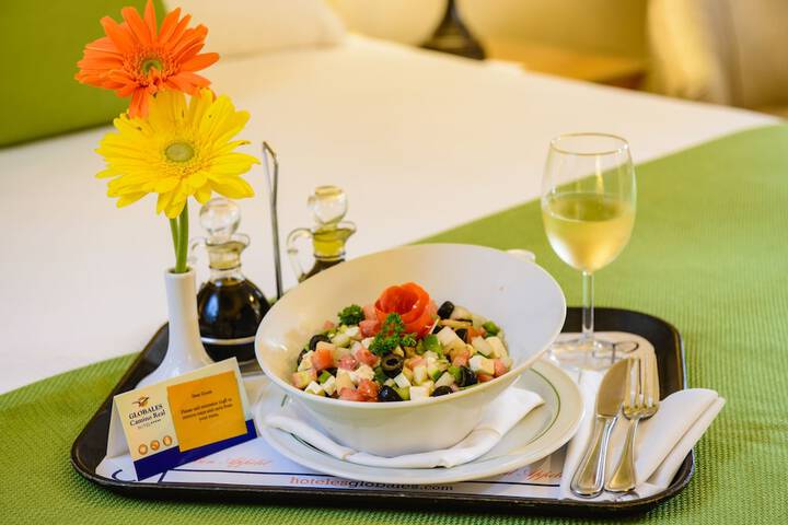 Dining Photos