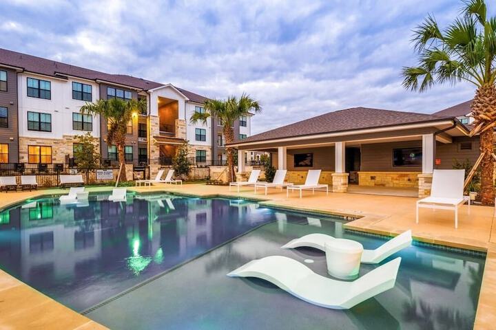 Landing Apartments Pflugerville