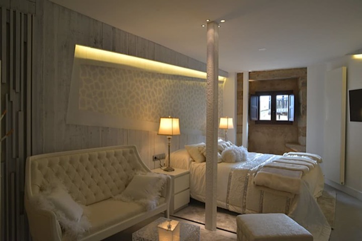 Room 11 of 47