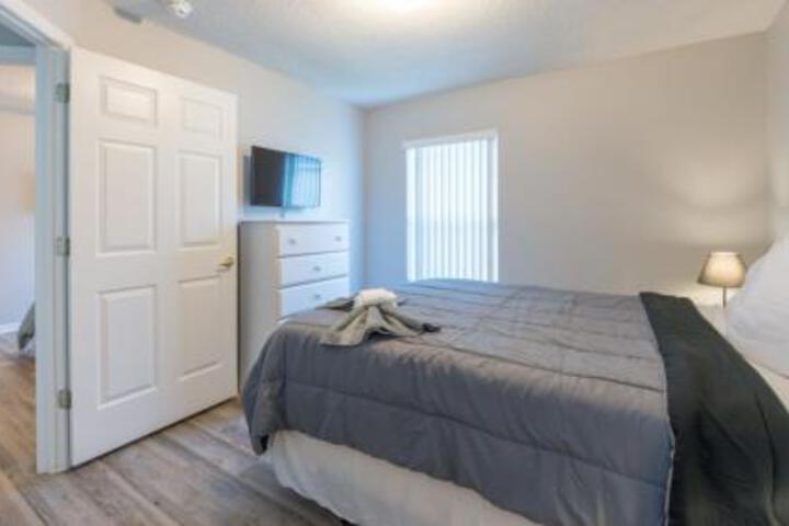 211 Aylesbury Lane Villa #230299 in Davenport, FL
