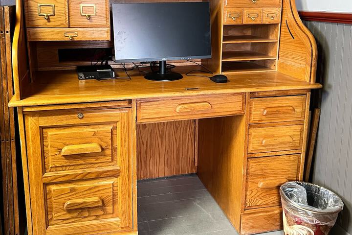 Business Center 71 of 80