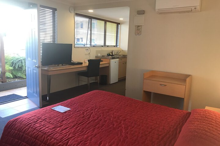 Room 9 of 39