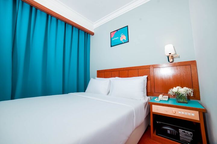 Room 7 of 23