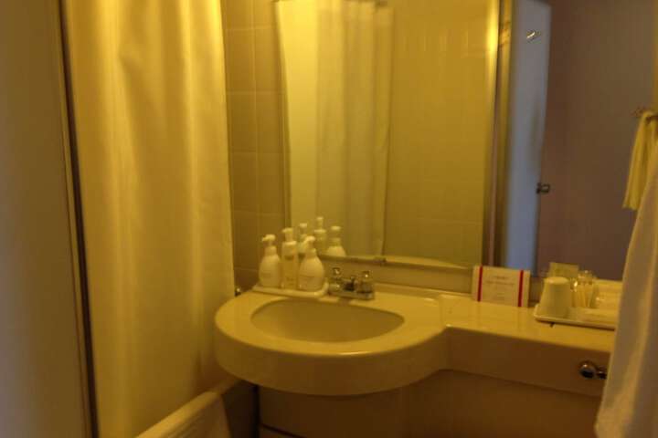 Room 15 of 39