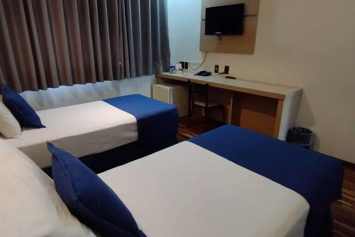Room 30 of 113