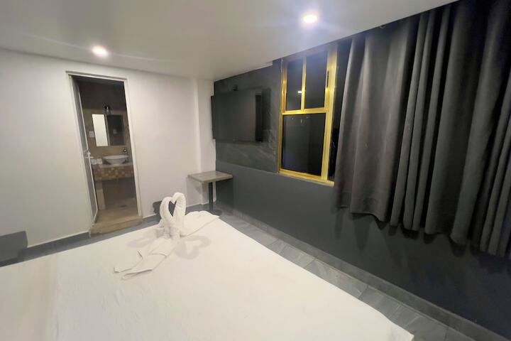 Room 7 of 23