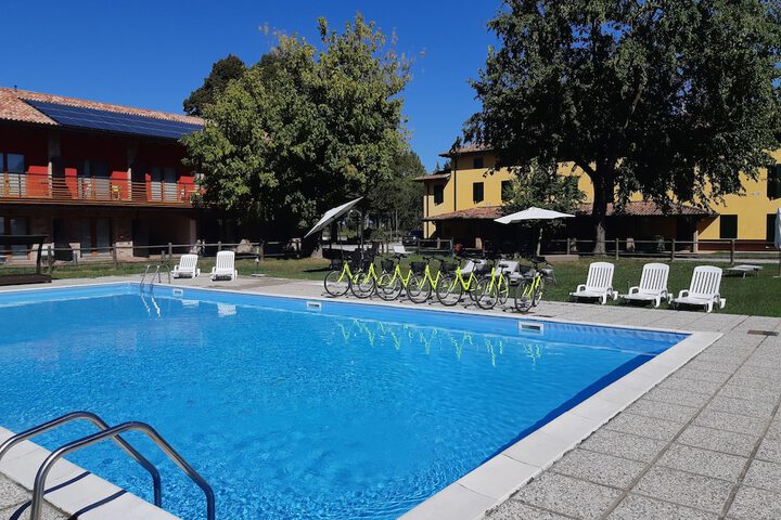 Pool 38 of 78