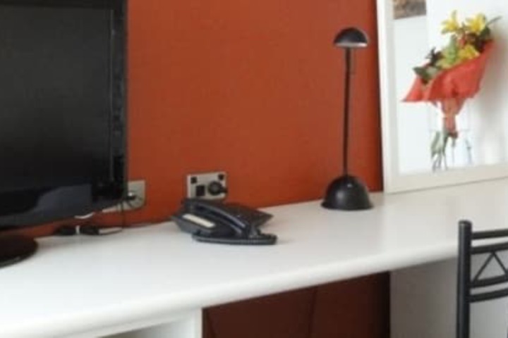 Room 14 of 35