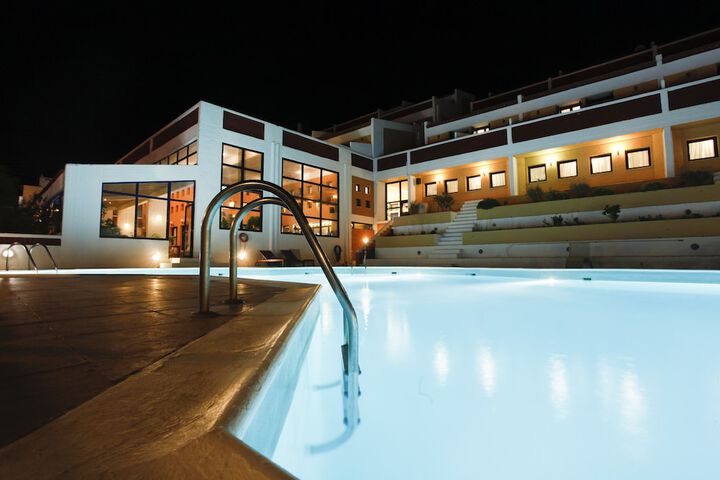 Pool 80 of 103